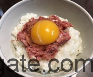 卵とコンビーフの黄金コンビ