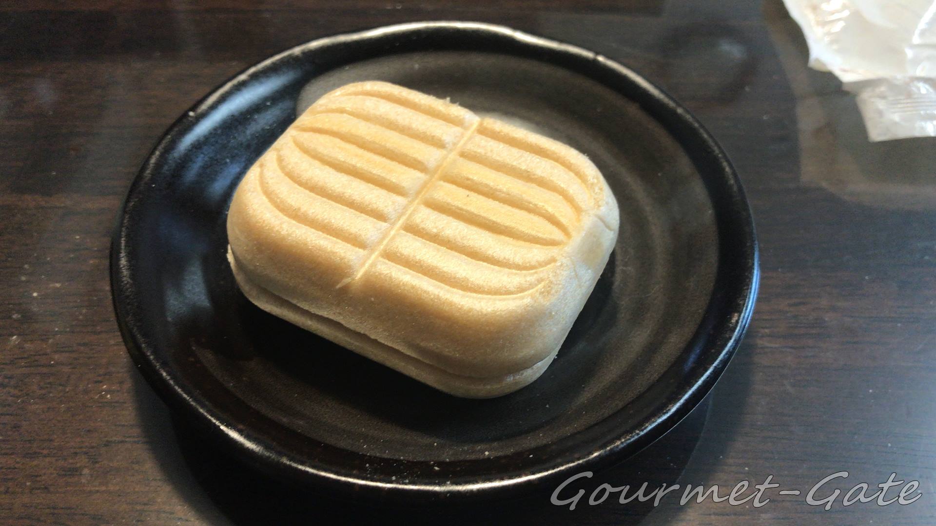 作りたての最中が完成！