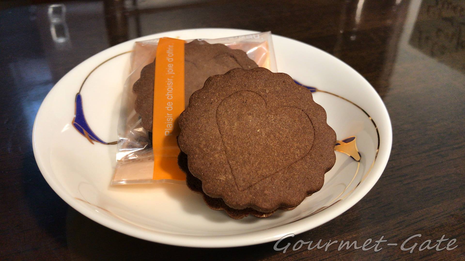 ロンシャンの生チョコサンド_盛り付け