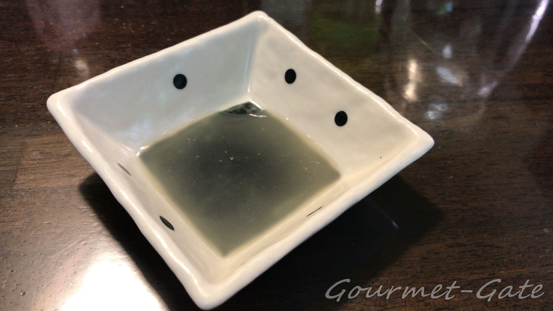 鶏味塩を注いだもの