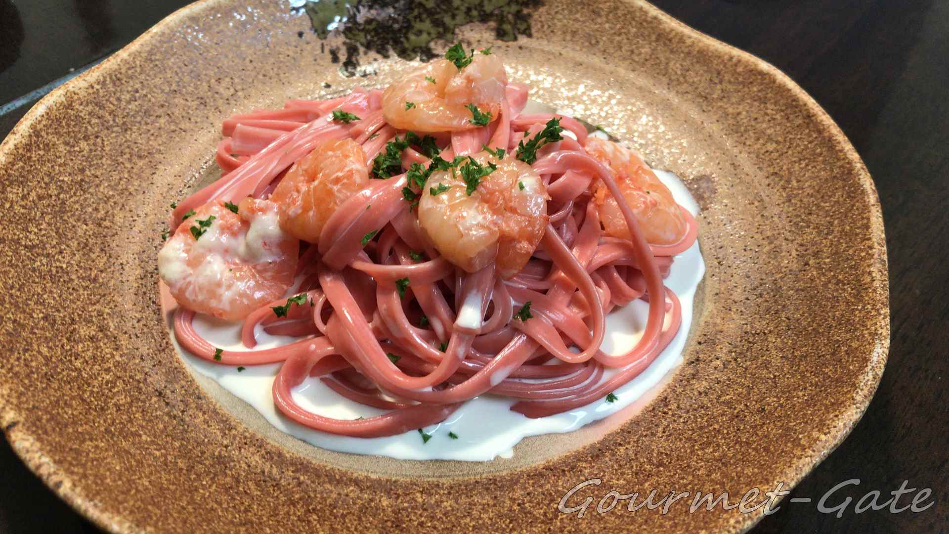 阿蘇健康農園の野菜パスタで作ったエビのクリームパスタ