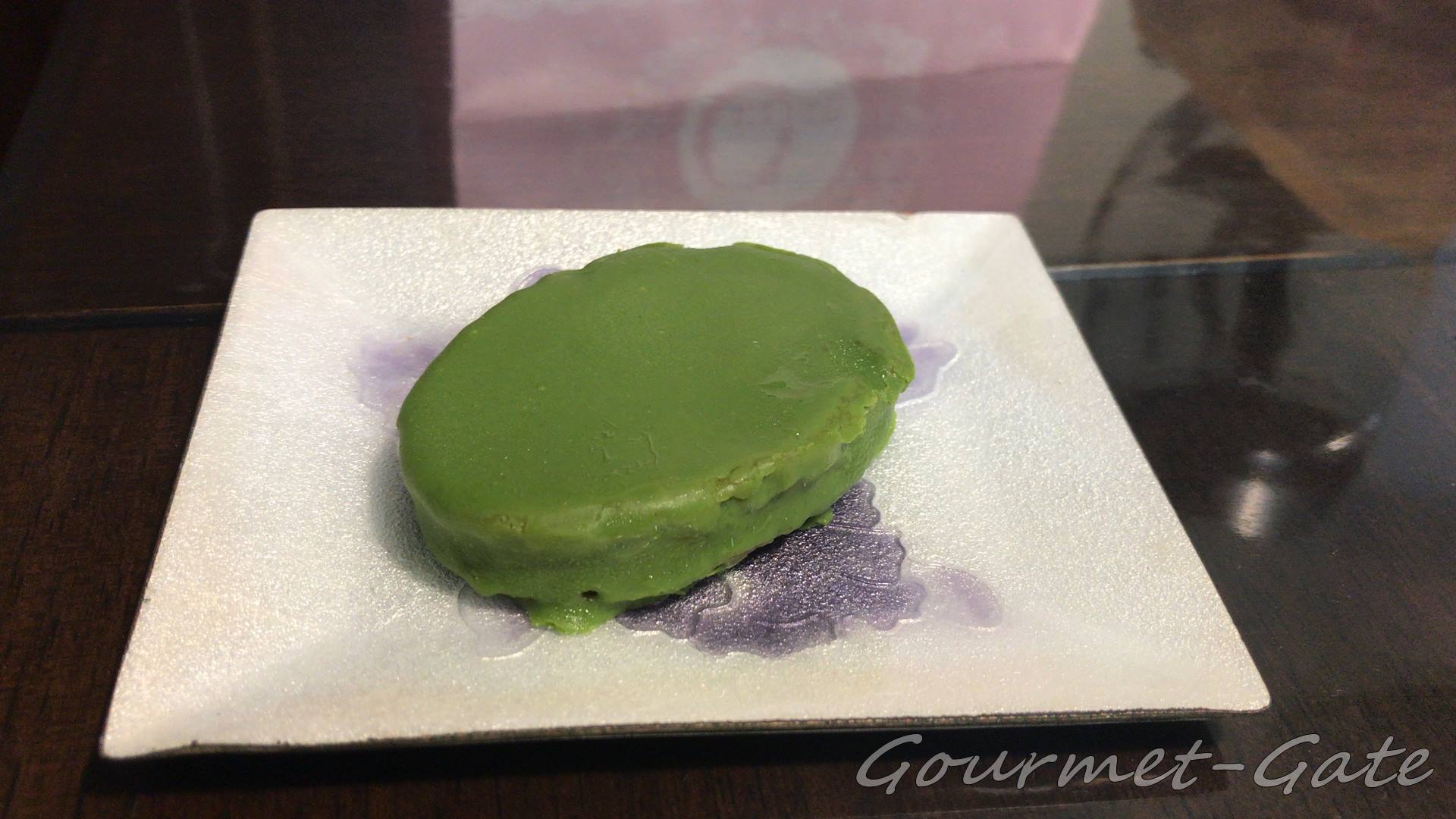 安納芋トリュフ抹茶味