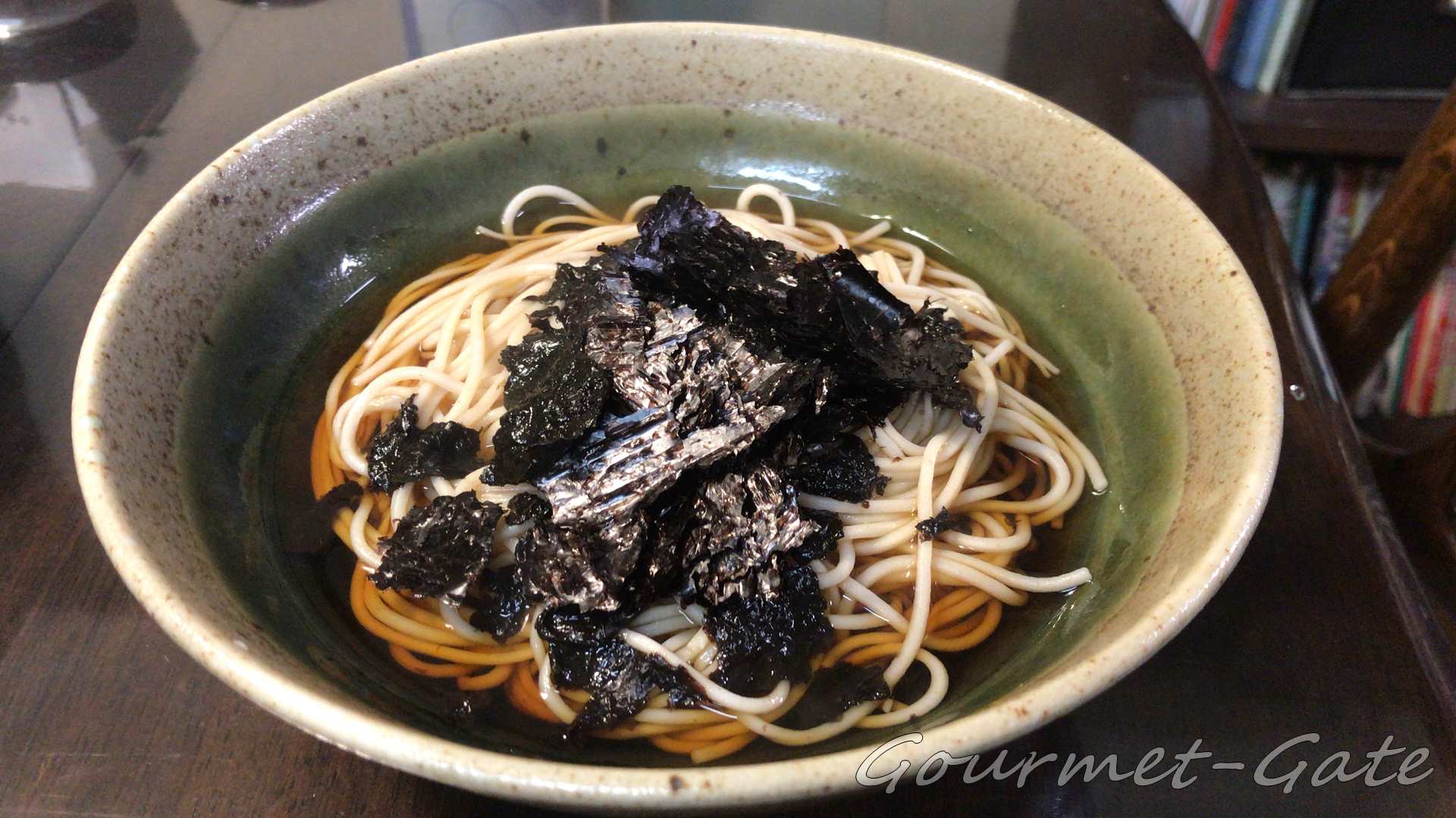 江戸蕎麦の名物、花巻に欠かせないのは昔ながらの海苔