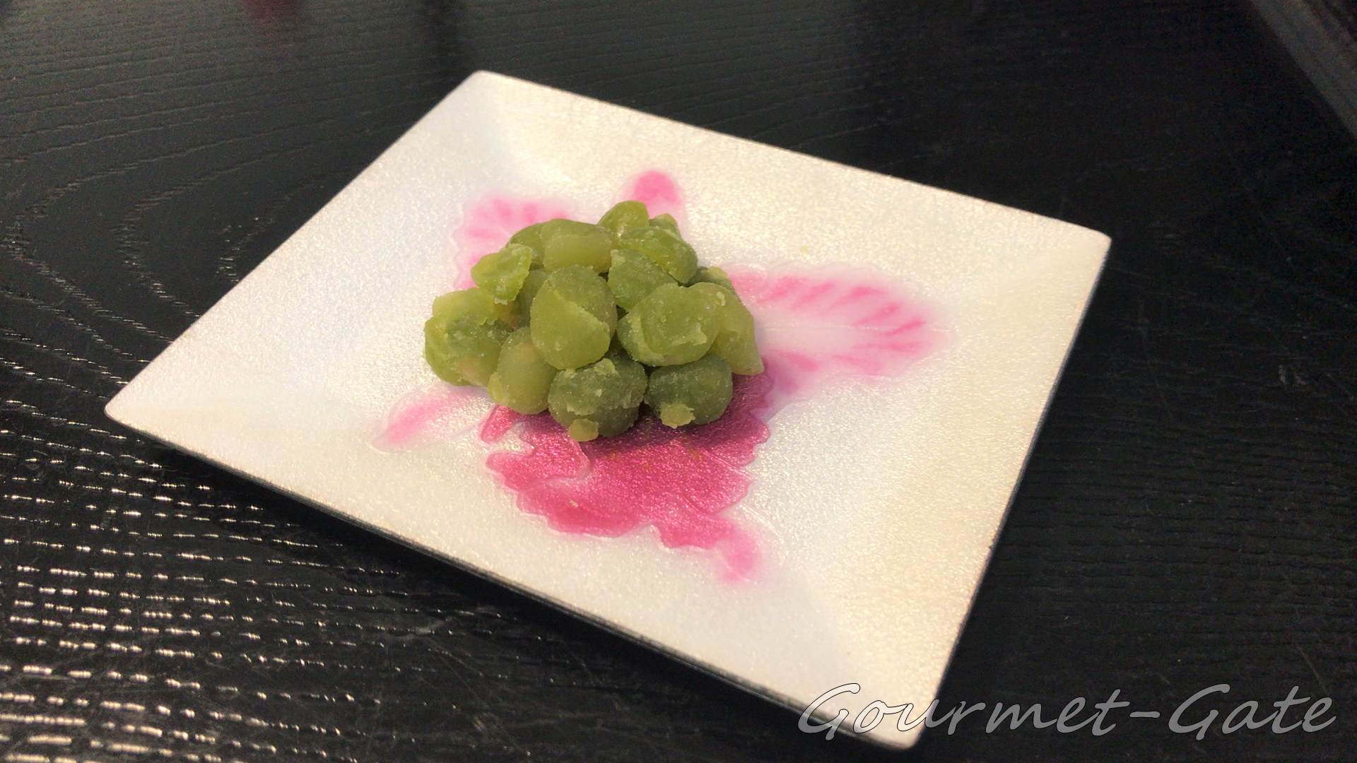 ふうき豆を盛り付け