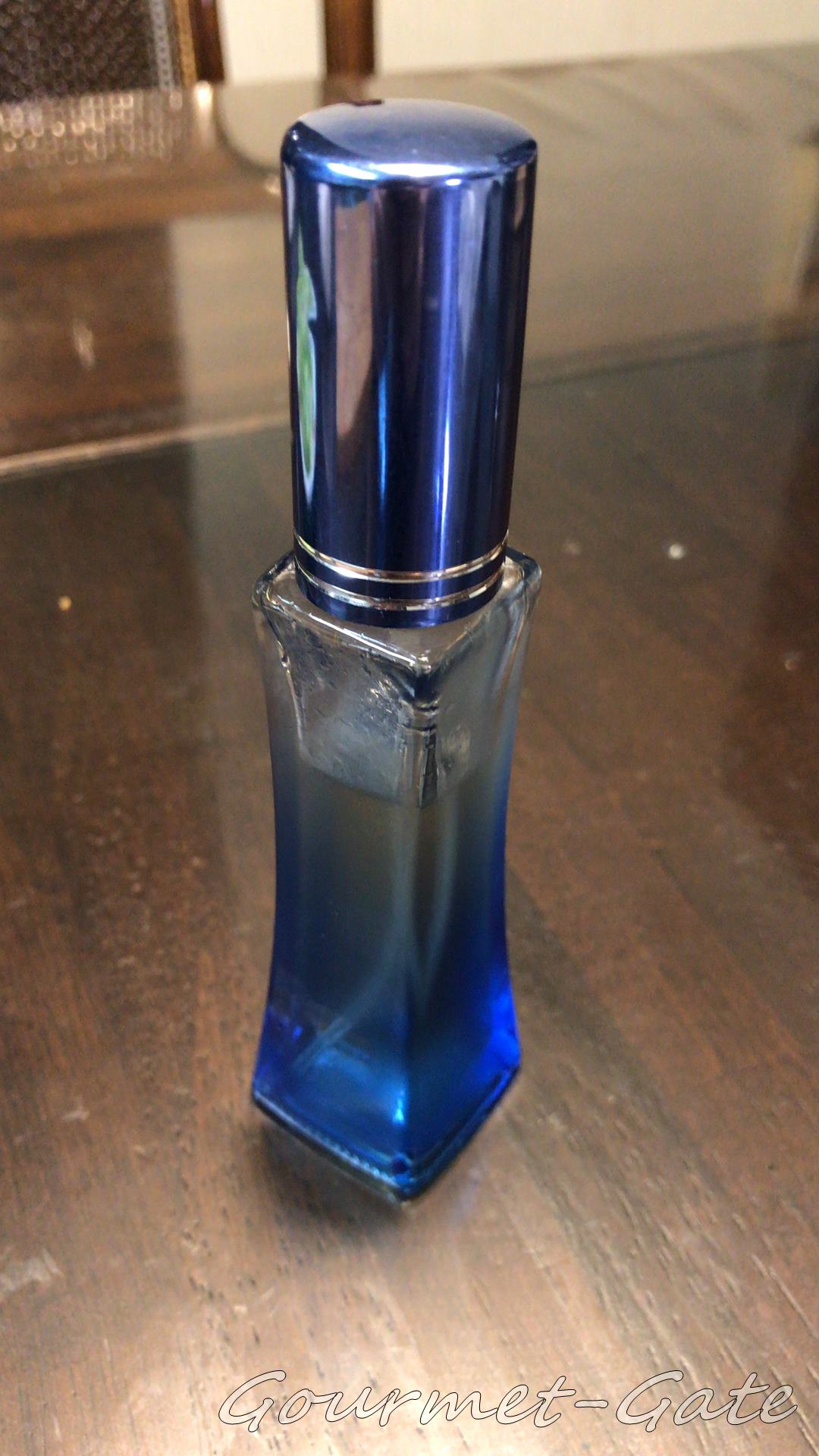 フレーバーとなる物を化粧水の容器に入れる