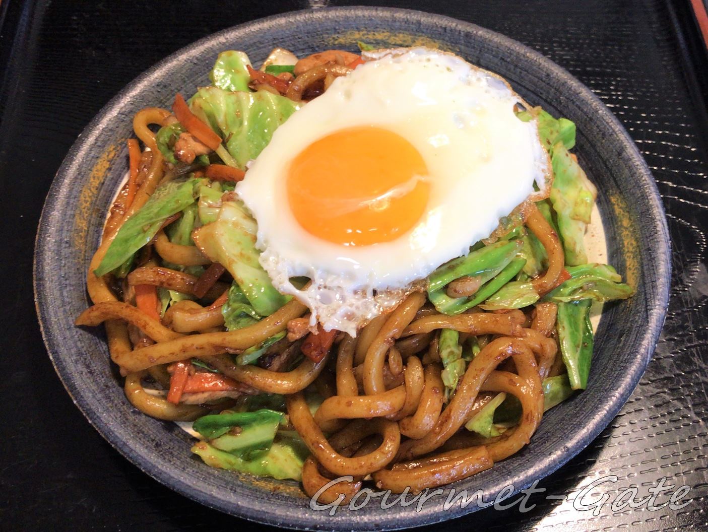 なみえ焼きそば、目玉焼き
