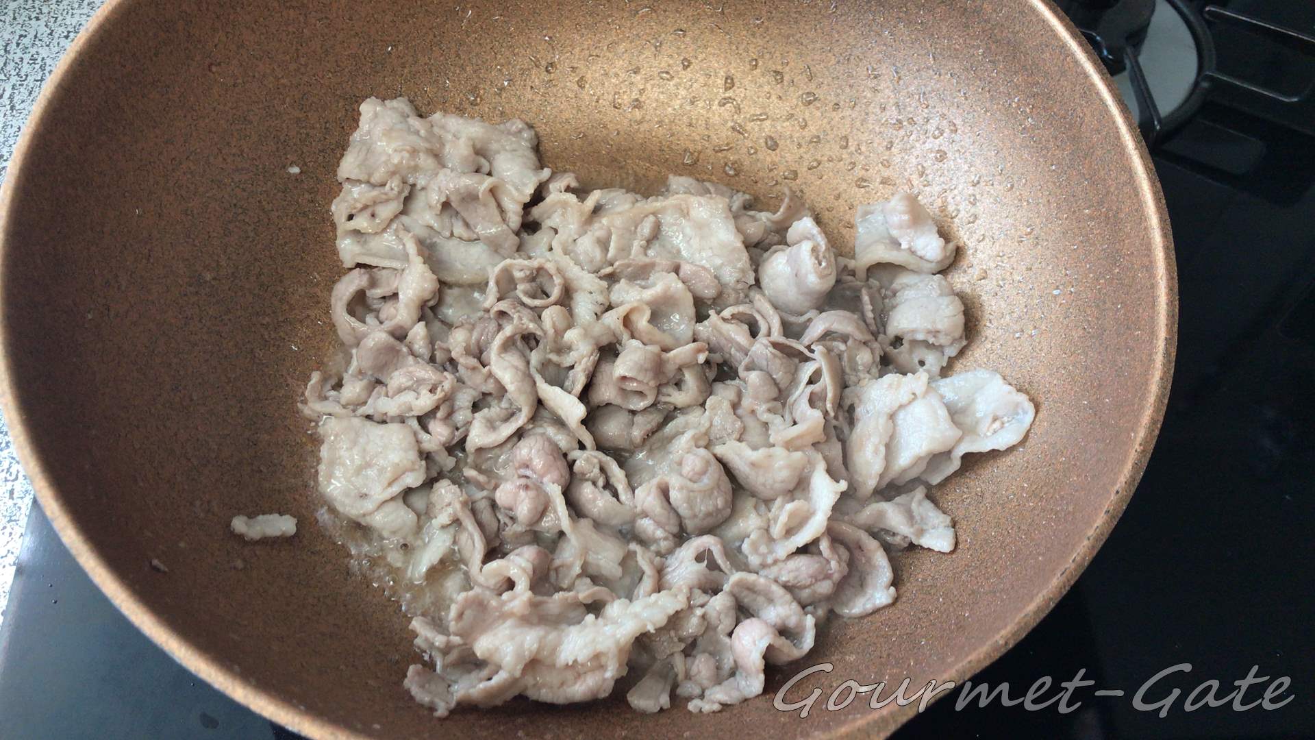 切り落とし、お好み焼きの場合、先に炒める