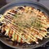 適当にお好み焼きにソースをぶち込め