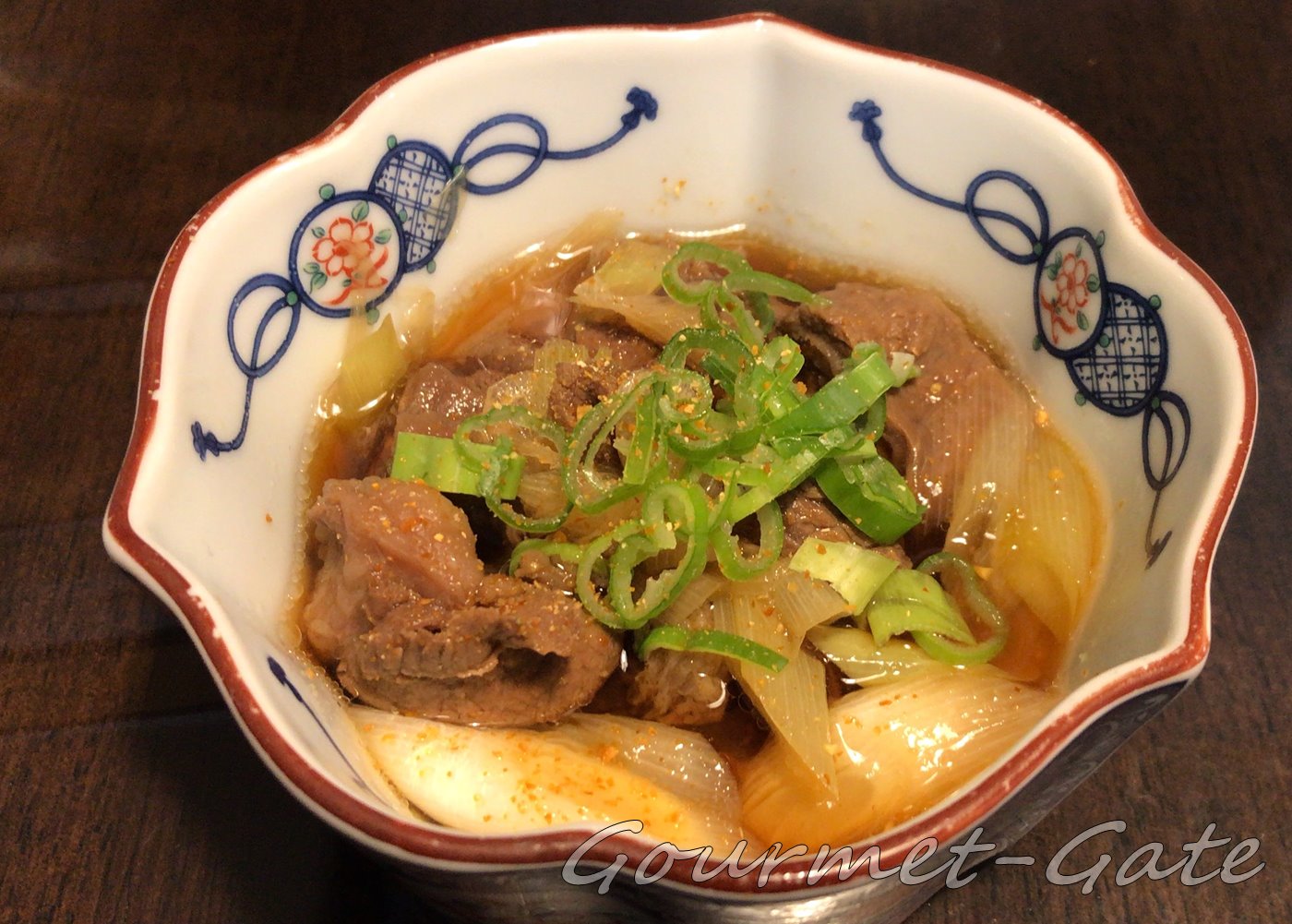 鉄板牛すじ煮込み