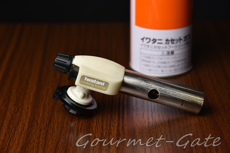 イワタニ純正ペアは間違いがない、火器類は安物を避けるのだ