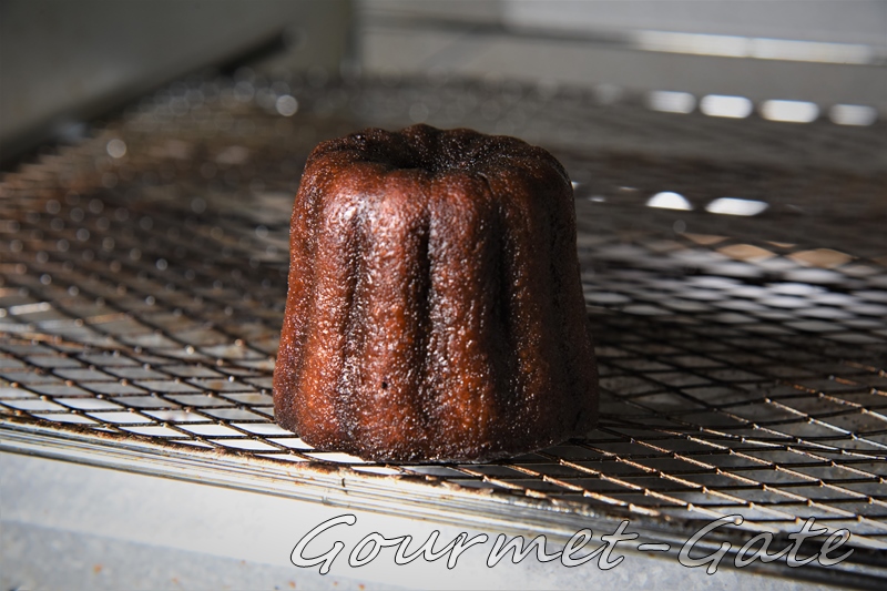 カヌレはオーブントースターでカリッとさせると香りと味が向上する