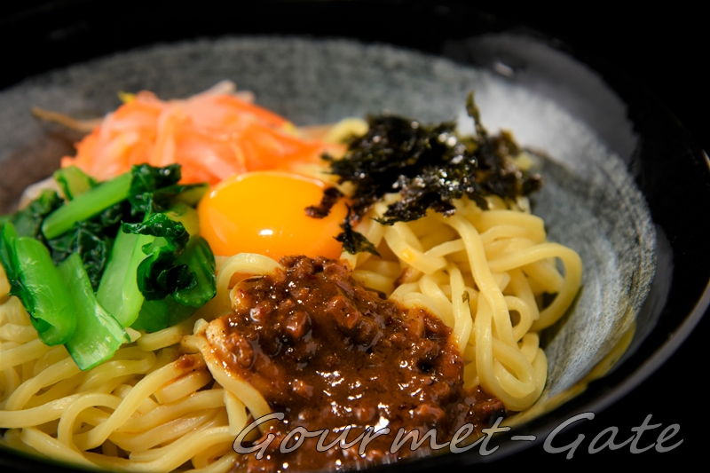 韓国のり、ルーローメン、魯肉麺、料理、盛り付け、アレンジ