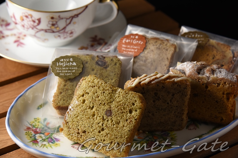 パティスリールパン、盛り付け、パウンドケーキ、ほうじ茶＆ミルクティ＆コーヒー