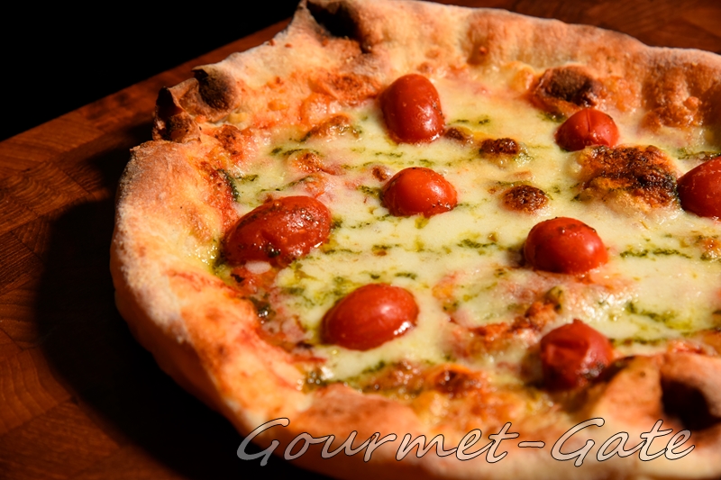 PIZZALABO、pizza、tamaki、盛り付け