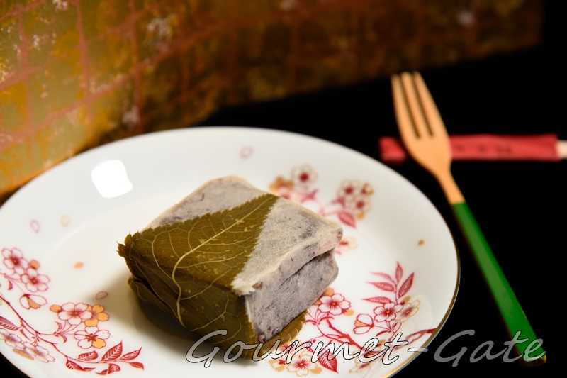 桜きんつば、桜葉もちよりも風味は穏やかだが、餡の味が良い