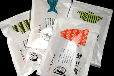 鯉料理、みやさかや、窓