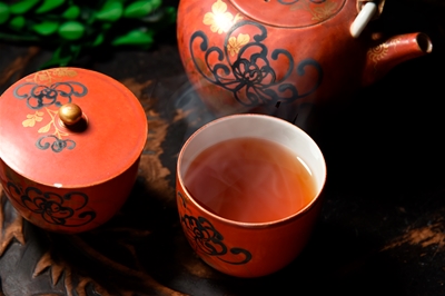どぐだみ茶、窓